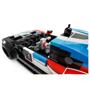 Lego BMW M4 GT3 & BMW M Hybrid V8 Race Cars 76922